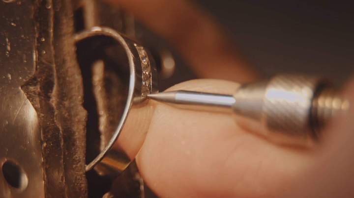 Création bijoux sur mesure Ajaccio